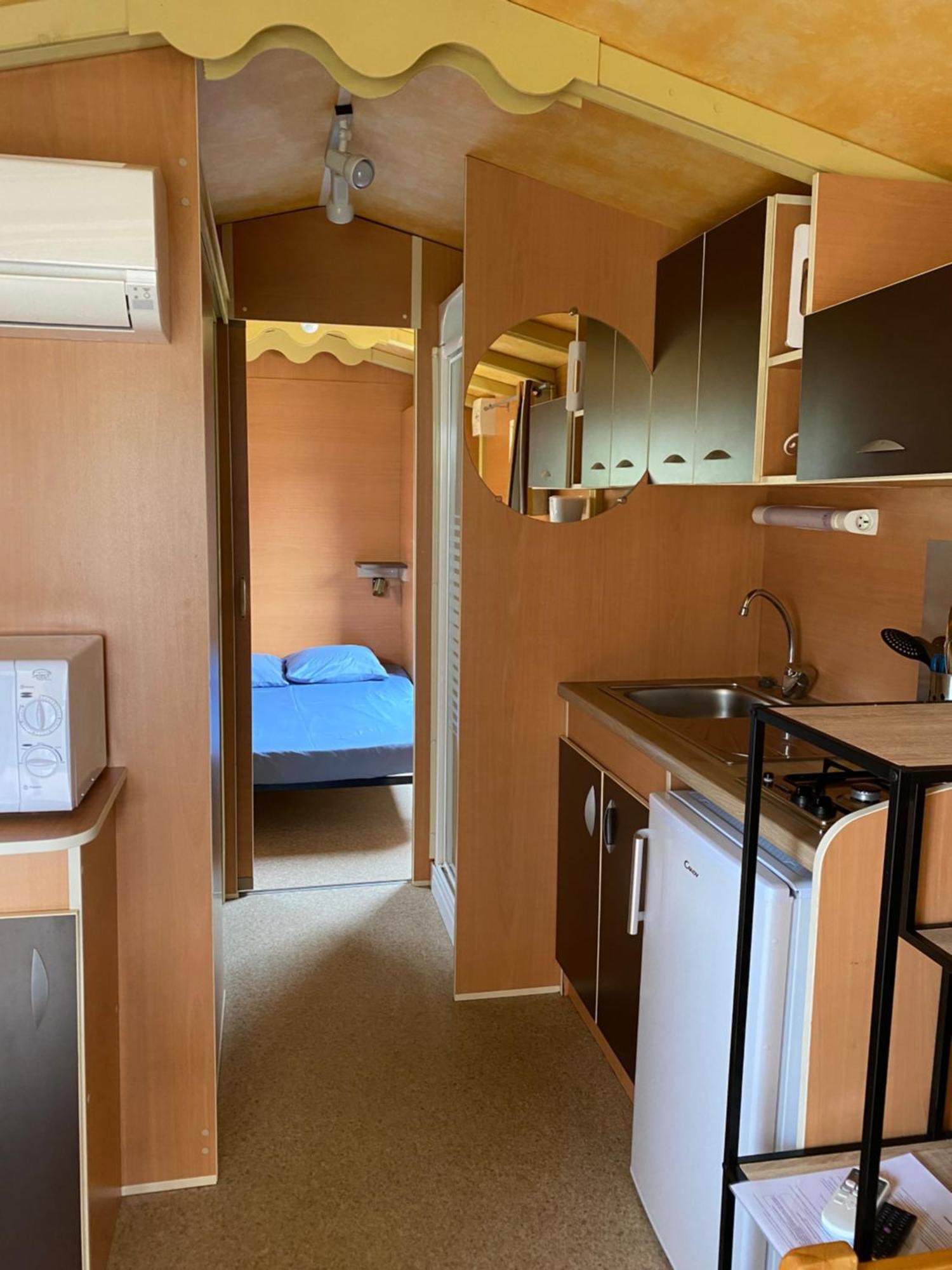 Camping Les Amandiers Castelnau-de-Guers Kültér fotó